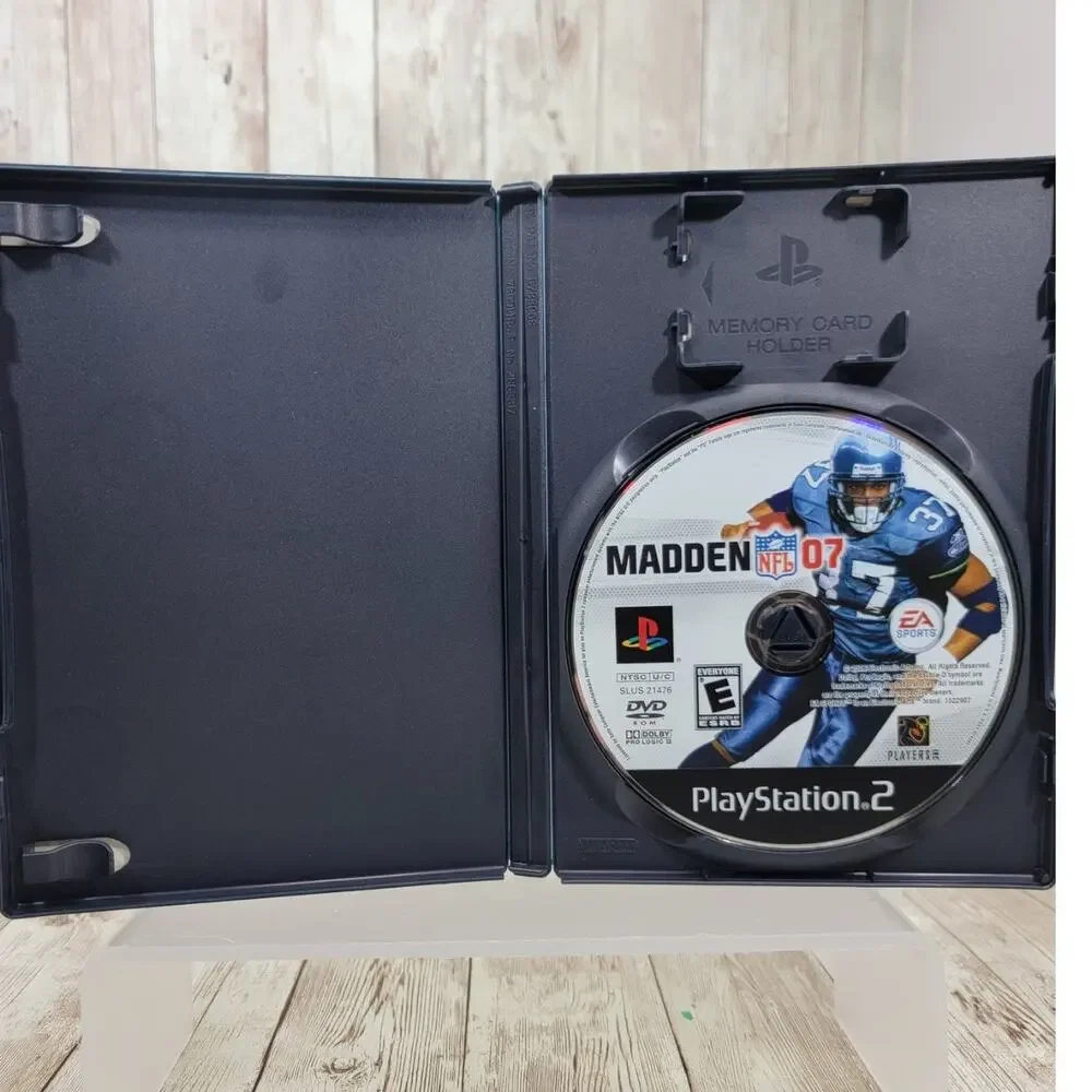 MADDEN NFL 07 PlayStation 2 PS2 Game